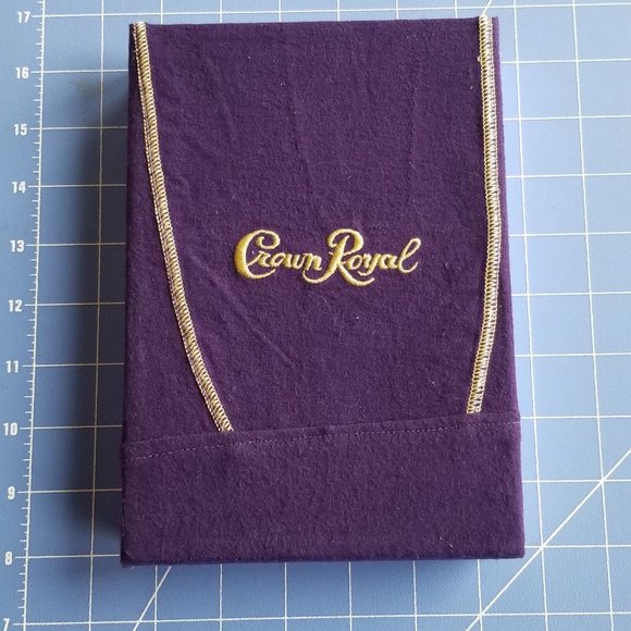 Crown Royal Jewelry Set in presentation box - Picture 5 of 8